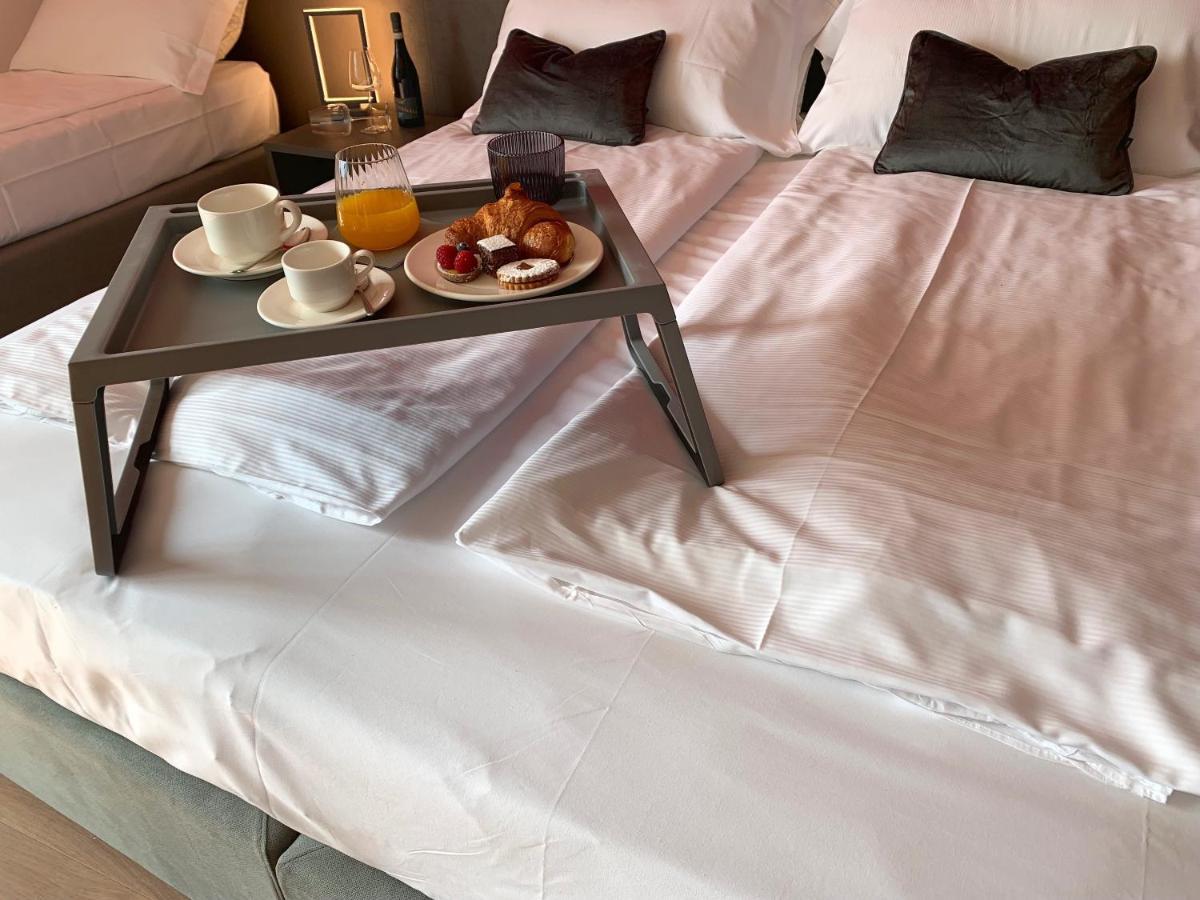 Guest House Le Cassandre Sondrio Ngoại thất bức ảnh